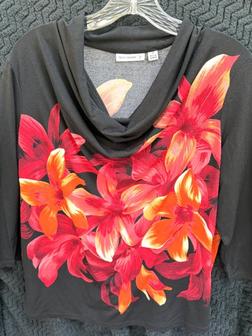 Women's Susan Graver 3-Quarter Sleeve Floral Tunic Top w/Scoop Neck, Size Medium